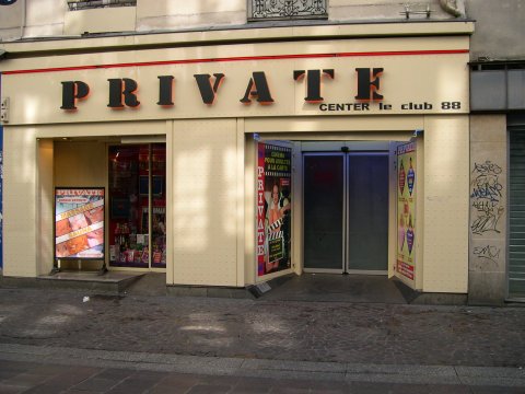  Private, cinéma pour adultes, massages, sauna